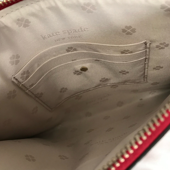 Kate Spade Large Lingonberry Pebbles Leather Wristlet NWT - Picture 3 of 6